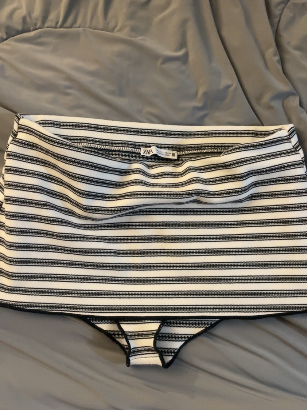 Zara Black & White Horizontal Stripe Mini Skirt/swimsuit bottom